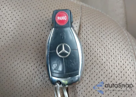 2008 Mercedes-Benz S 550 z USA, uszkodzony, nr VIN WDDNG71X28A154789